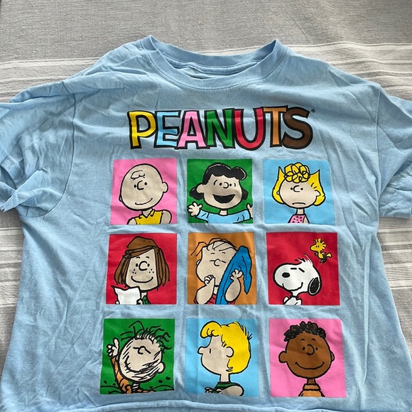 Peanuts Tops - Blue Crop Top Graphic T-shirt